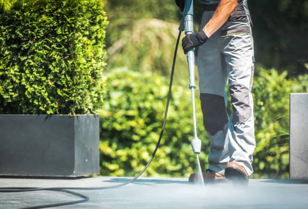 Best Roof Washing  in Strasburg, OH